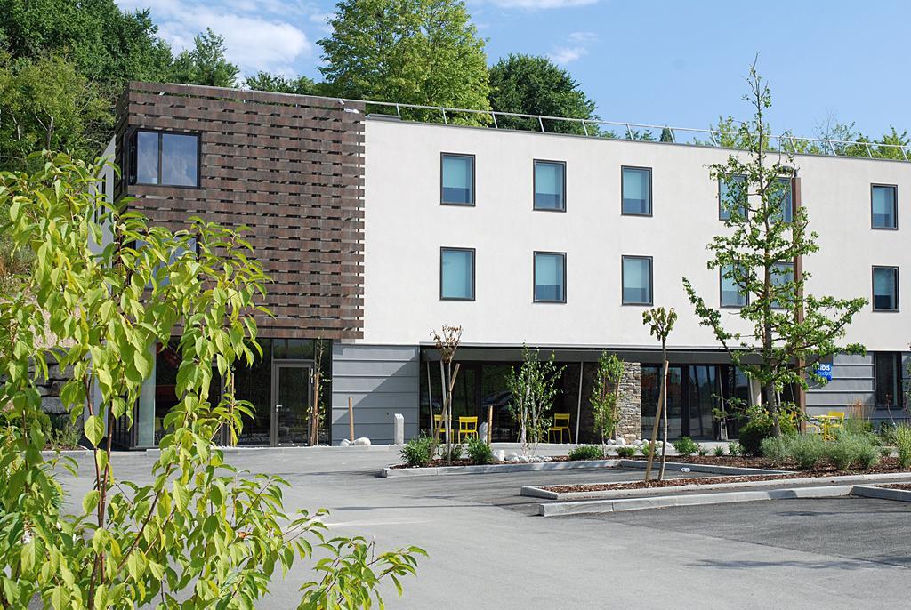 Ibis Budget Archamps Porte De Geneve Exterior foto